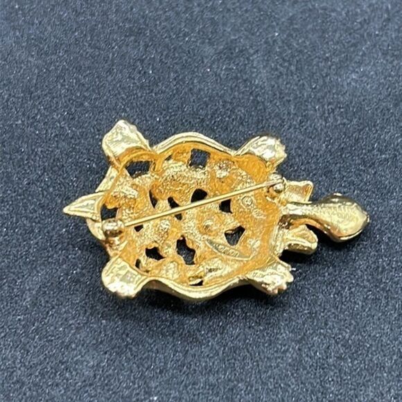 Avon Gold Tone Turtle Brooch‎ - Picture 6 of 7